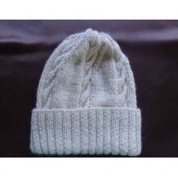 Alpaca cable hat with turned up ribbing white
